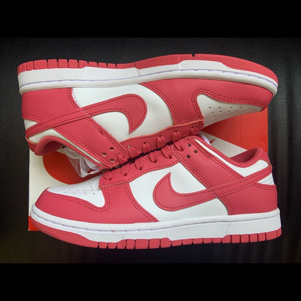 WOMENS Nike Dunk Low 🌸 Archeo Pink